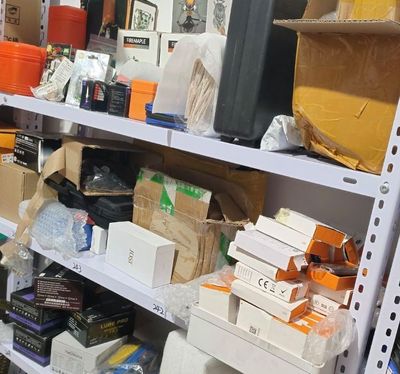 專業(yè)回收電商尾貨直播產品工廠尾貨 小家電 電子產品等